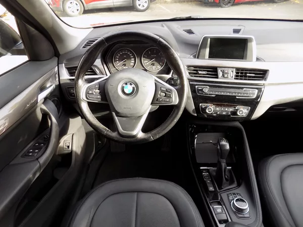 BMW X1 18D X Drive - foto 11
