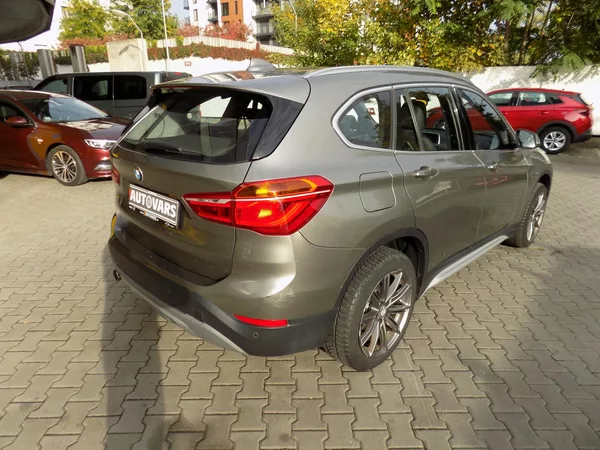 BMW X1 18D X Drive - foto 7