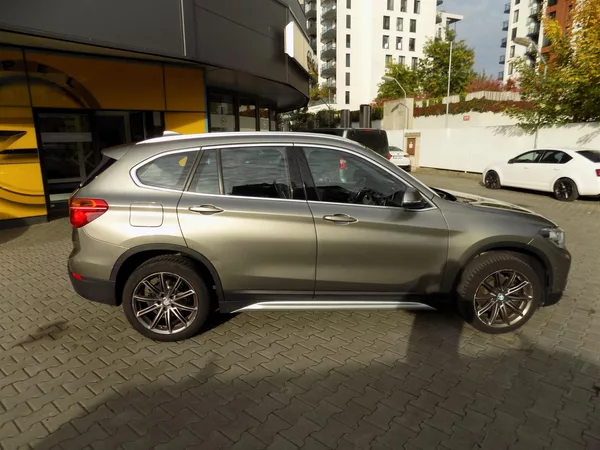 BMW X1 18D X Drive - foto 8