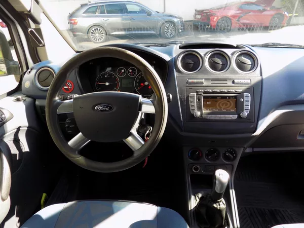 Ford Transit Connect 1.8 TDCi - foto 11