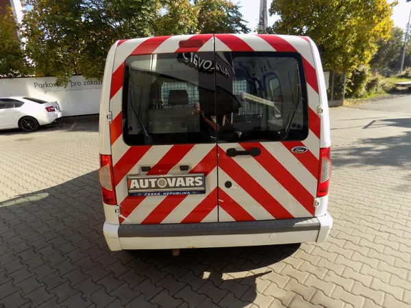 Ford Transit Connect 1.8 TDCi - foto 6