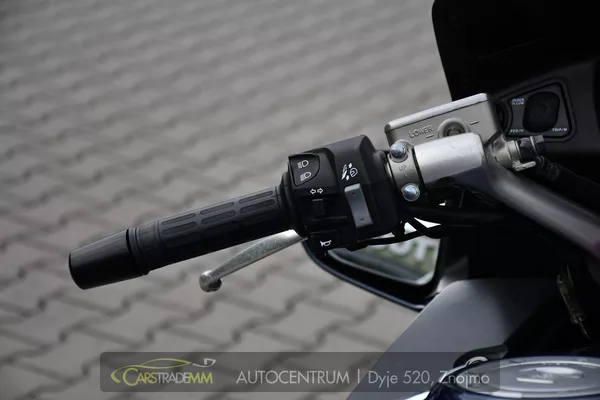 Honda ST 1300 A - foto 11