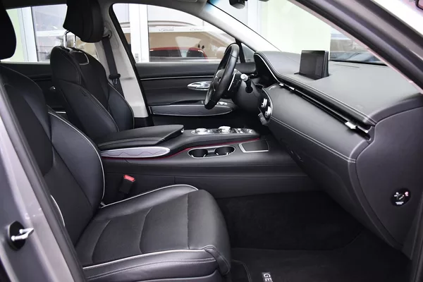 Genesis GV70 2.5T AWD AT8 LUXURY LINE - foto 21