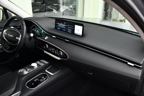 Genesis GV70 2.5T AWD AT8 LUXURY LINE - foto 22