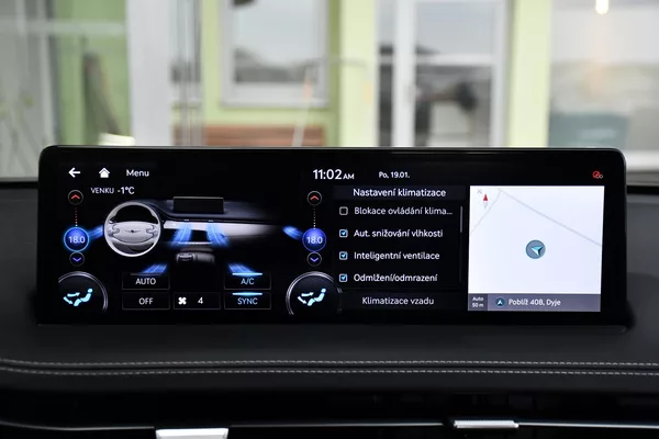 Genesis GV70 2.5T AWD AT8 LUXURY LINE - foto 44
