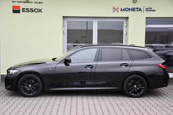 BMW Řada 3 320D xDrive M-SPORT ČR 1.M - foto 11