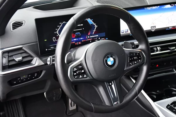 BMW Řada 3 320D xDrive M-SPORT ČR 1.M - foto 16