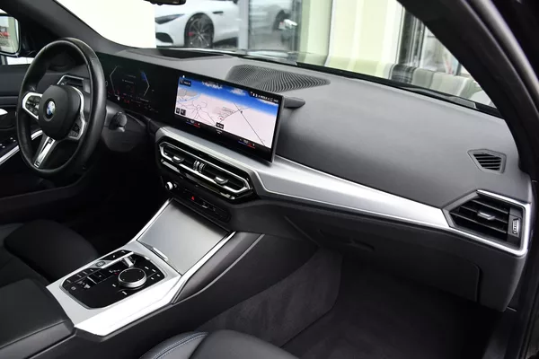 BMW Řada 3 320D xDrive M-SPORT ČR 1.M - foto 18