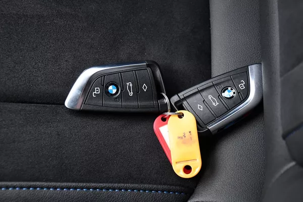 BMW Řada 3 320D xDrive M-SPORT ČR 1.M - foto 43