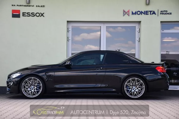 BMW M4 HUD - foto 4