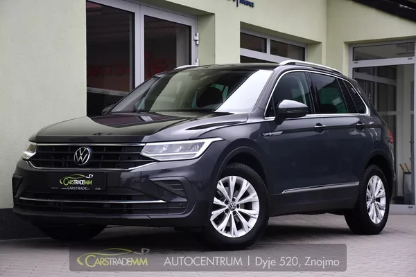 Volkswagen Tiguan 2.0TDi DSG NAVI TAŽNÉ ČR 1.M