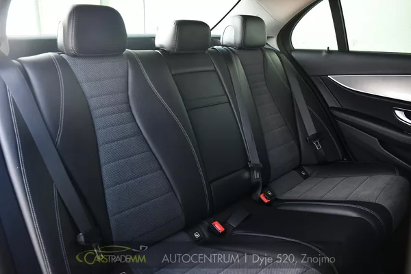 Mercedes-Benz Třídy E 250CGi LED PDC NAVI - foto 19