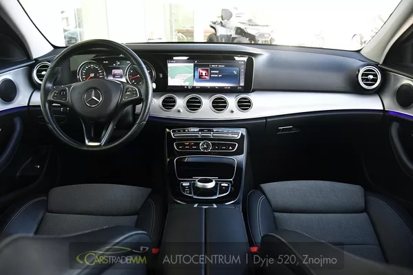 Mercedes-Benz Třídy E 250CGi LED PDC NAVI - foto 20