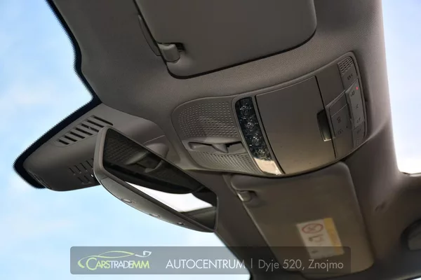 Mercedes-Benz Třídy E 250CGi LED PDC NAVI - foto 44