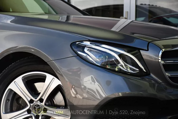 Mercedes-Benz Třídy E 250CGi LED PDC NAVI - foto 52