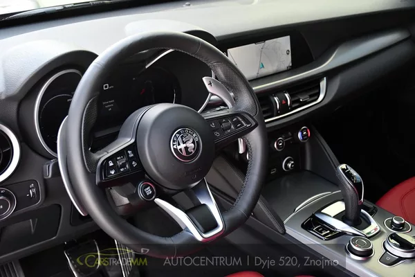 Alfa Romeo Stelvio 2.0T 16V 206kW VELOCE AT8 Q4 - foto 11