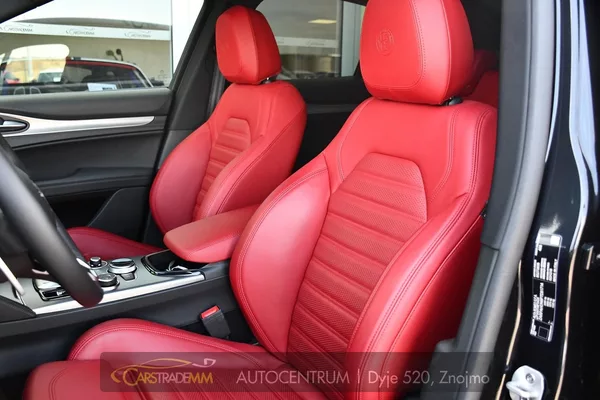 Alfa Romeo Stelvio 2.0T 16V 206kW VELOCE AT8 Q4 - foto 12