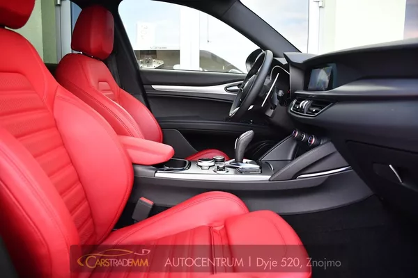 Alfa Romeo Stelvio 2.0T 16V 206kW VELOCE AT8 Q4 - foto 13
