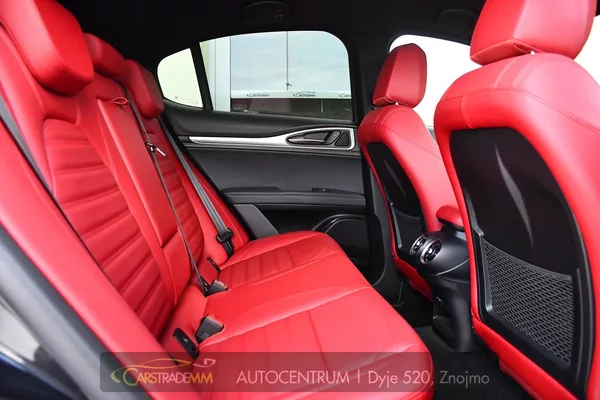 Alfa Romeo Stelvio 2.0T 16V 206kW VELOCE AT8 Q4 - foto 16