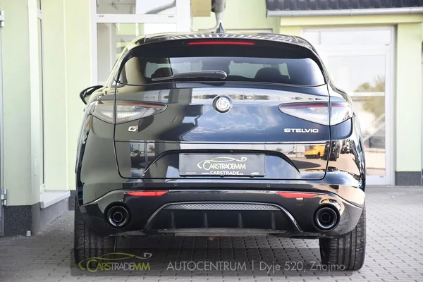 Alfa Romeo Stelvio 2.0T 16V 206kW VELOCE AT8 Q4 - foto 4