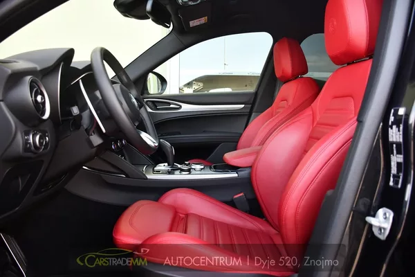 Alfa Romeo Stelvio 2.0T 16V 206kW VELOCE AT8 Q4 - foto 9