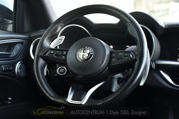 Alfa Romeo Stelvio 2.2D 16V 154kW Veloce AT8-Q4 - foto 27