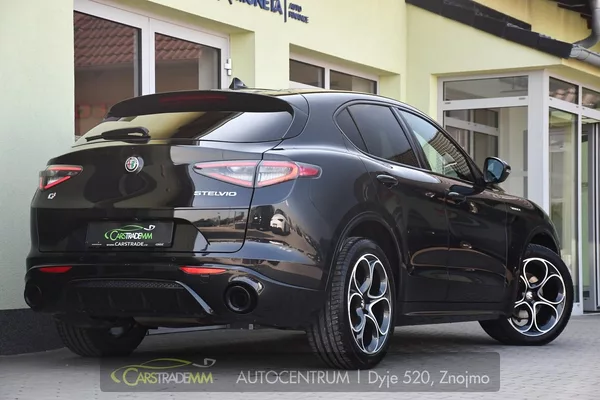 Alfa Romeo Stelvio 2.2D 16V 154kW Veloce AT8-Q4 - foto 5