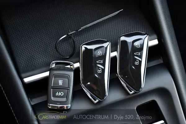 Volkswagen Tiguan 2.0TDi N.TOP 4M ZÁRUKA - foto 36