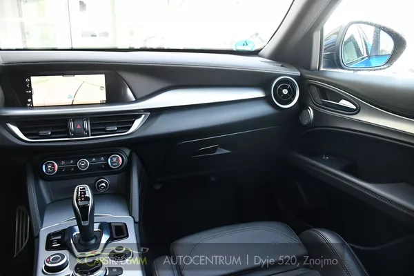 Alfa Romeo Stelvio 2.0 Turbo 16V 206kW Veloce AT8 - foto 17