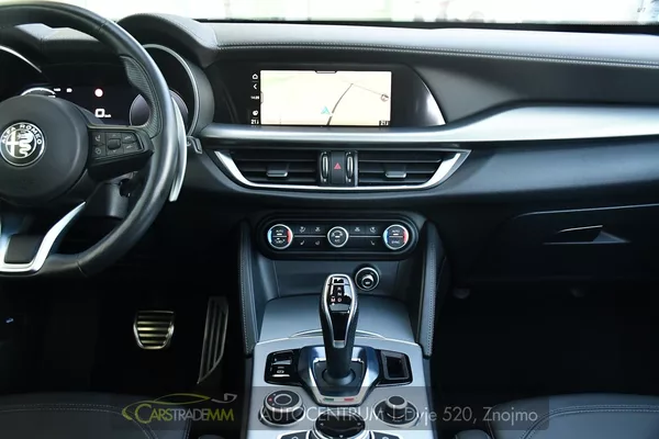 Alfa Romeo Stelvio 2.0 Turbo 16V 206kW Veloce AT8 - foto 18