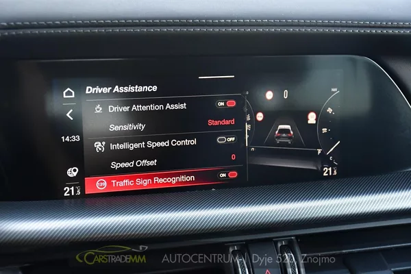 Alfa Romeo Stelvio 2.0 Turbo 16V 206kW Veloce AT8 - foto 33
