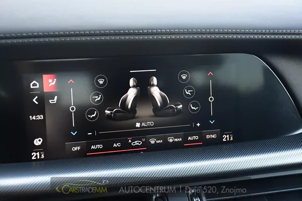 Alfa Romeo Stelvio 2.0 Turbo 16V 206kW Veloce AT8 - foto 36