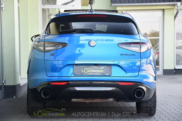 Alfa Romeo Stelvio 2.0 Turbo 16V 206kW Veloce AT8 - foto 4