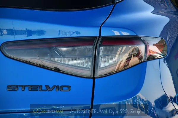 Alfa Romeo Stelvio 2.0 Turbo 16V 206kW Veloce AT8 - foto 42