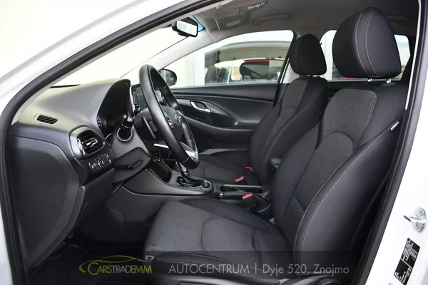 Hyundai i30 1,6CRDi STYLE AUTOMAT - foto 10