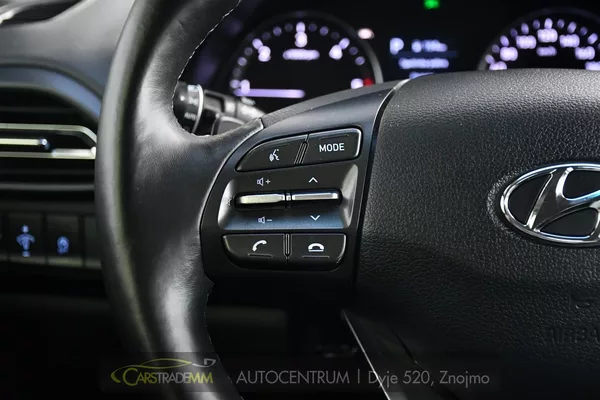 Hyundai i30 1,6CRDi STYLE AUTOMAT - foto 27