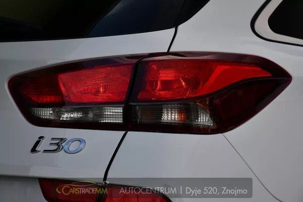 Hyundai i30 1,6CRDi STYLE AUTOMAT - foto 48