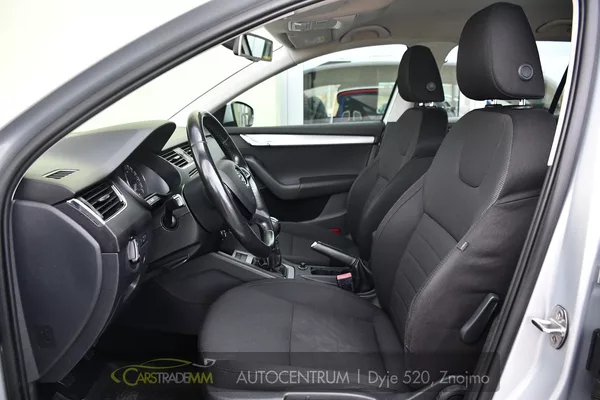 Škoda Octavia 2,0TDi - foto 10