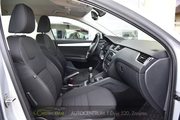 Škoda Octavia 2,0TDi - foto 16