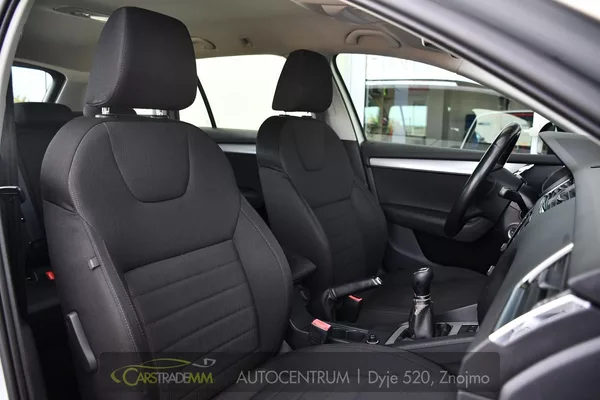 Škoda Octavia 2,0TDi - foto 17