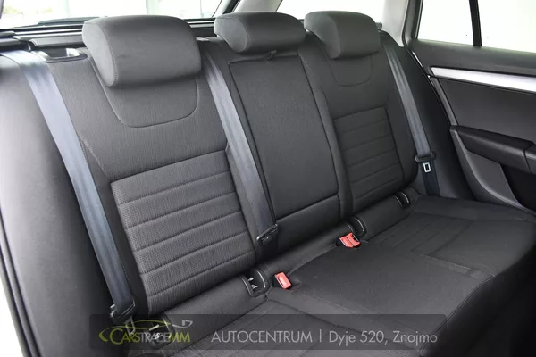 Škoda Octavia 2,0TDi - foto 19