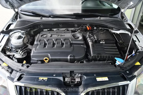Škoda Octavia 2,0TDi - foto 45