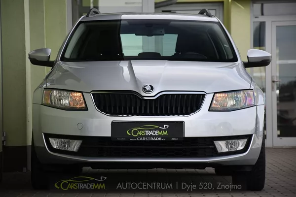 Škoda Octavia 2,0TDi - foto 8