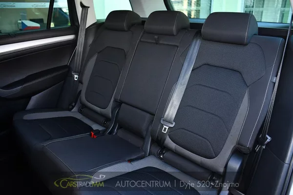 Škoda Kodiaq 2.0TDi 4X4 ACC LED NAV CARPLAY - foto 14