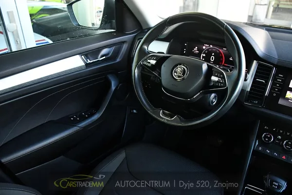 Škoda Kodiaq 2.0TDi 4X4 ACC LED NAV CARPLAY - foto 21