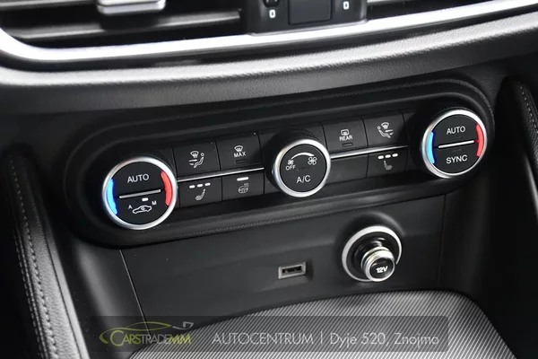 Alfa Romeo Stelvio 2.2 Diesel 16V 154kW Veloce Q4 - foto 33