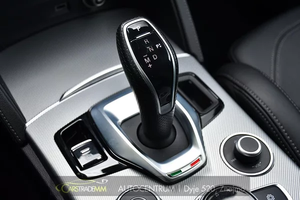 Alfa Romeo Stelvio 2.2 Diesel 16V 154kW Veloce Q4 - foto 34