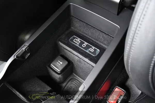 Alfa Romeo Stelvio 2.2 Diesel 16V 154kW Veloce Q4 - foto 36