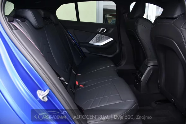 BMW Řada 1 118d M-SPORT 1M ČR - foto 18