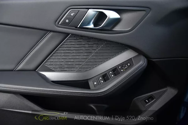 BMW Řada 1 118d M-SPORT 1M ČR - foto 25